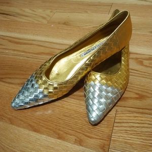 Donald J Pliner gold and silver leather flats 7M